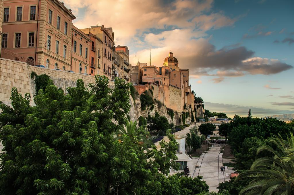 Lucenova Suite Guest-House Cagliari Exterior foto